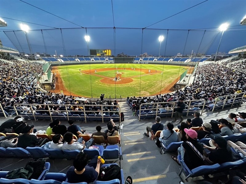 Photo courtesy of Chinese Professional Baseball League