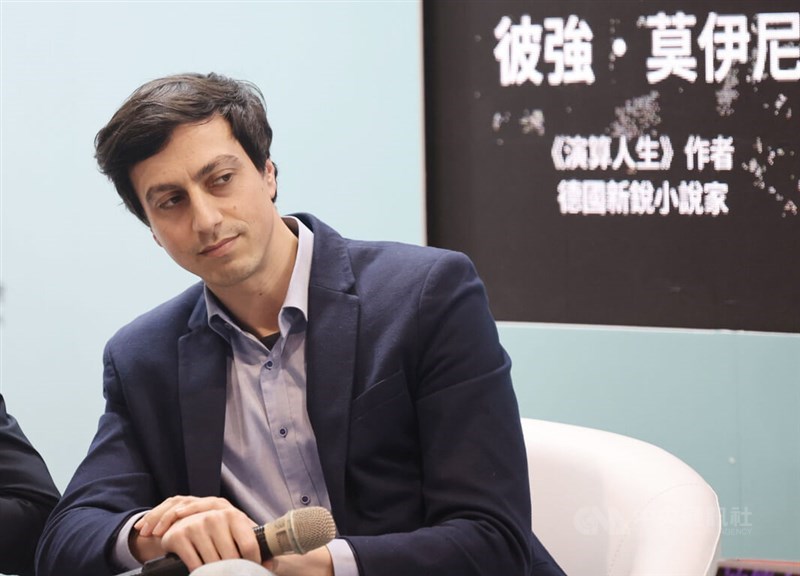 German writer Bijan Moini at the 2024 Taipei International Book Exhibition. CNA photo Feb. 24, 2024