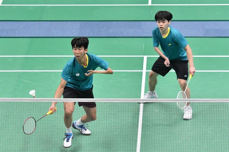 Badminton players Fang Jen-yu (left) and Pu Gui-yu are seen during a game at the men's doubles SU5 events at the Asian Paralympic Games in Hangzhou, China Thursday. Photo courtesy of Sports Administration Oct. 26, 2023