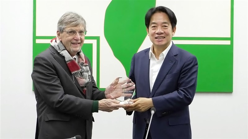 Michael J. Fonte (left), the current DPP Washington Mission director, is honored by DPP Chairman Lai Ching-te for his life-long contribution at the party headquarters in Taipei on Jan. 14, 2024. Photo courtesy of Michael J. Fonte Feb. 21, 2024